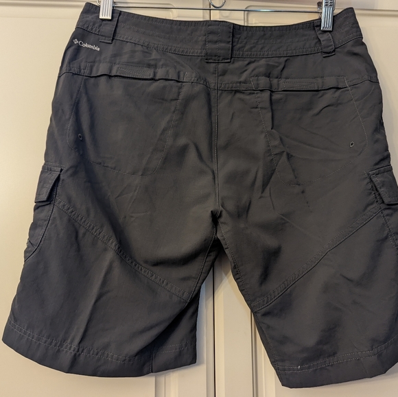 Columbia grey size 10 shorts in excellent condition! - Picture 4 of 7